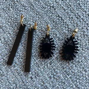 Pair of ISLY NYC icon earrings